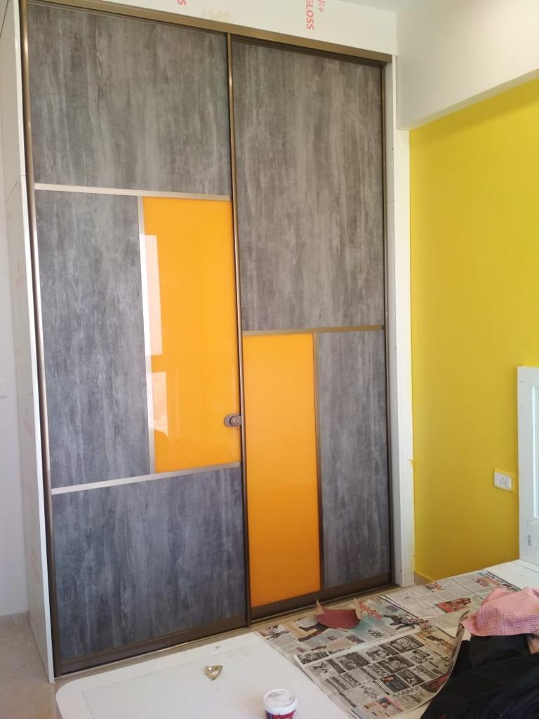 beautiful-wardrobe-designs-modular-wardrobes-dealers-manufacturers-in-noida-greater-noida-india